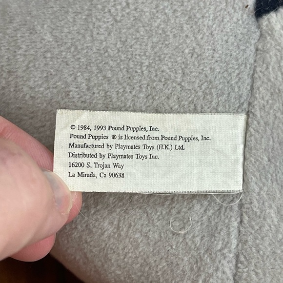 Vintage 1990’s Squeaky pound puppies plush dog gray and black - Picture 9 of 10